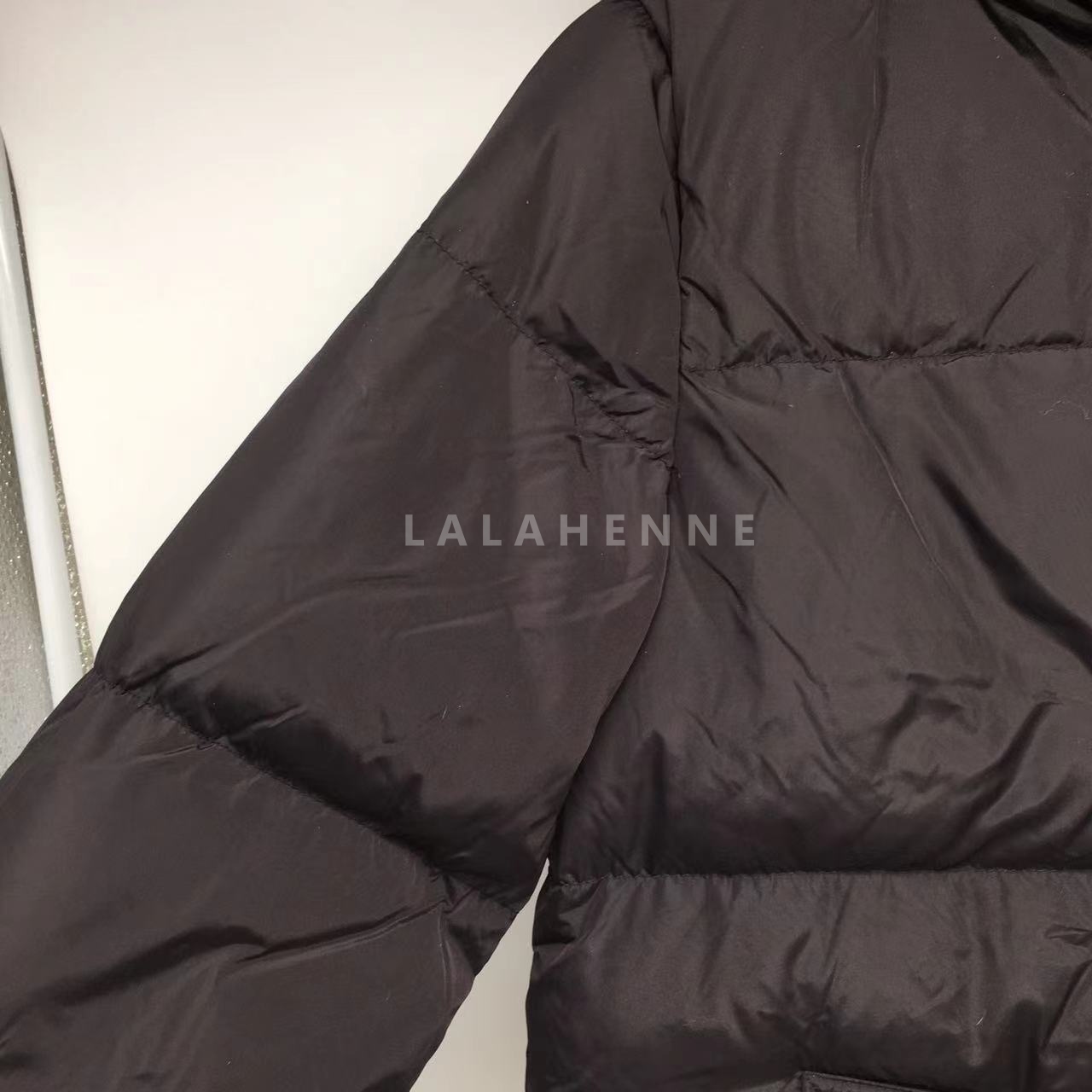 1703038400.483ozhPmxowfU  10.jpg