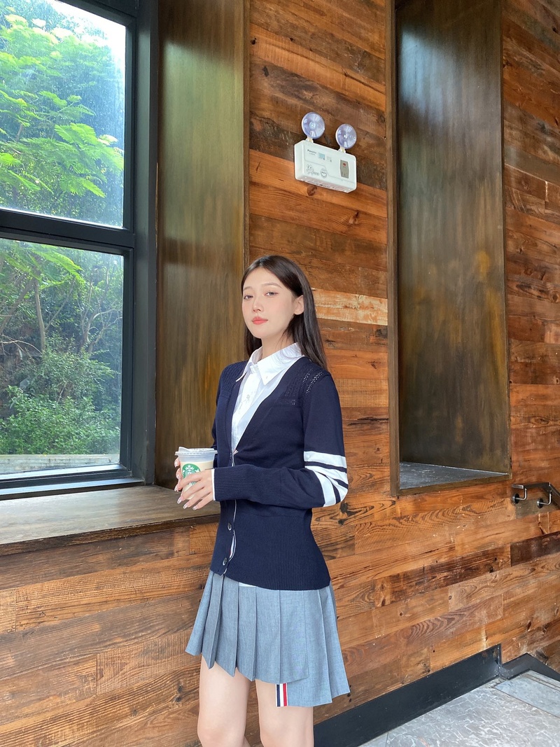 1703047298.2055cdHPXZMnlm3 4.jpg