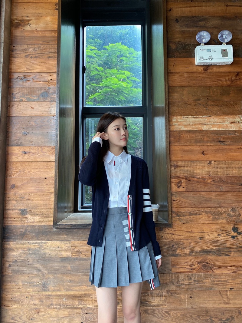 1703047298.2091sqfNApOMnV3 9.jpg