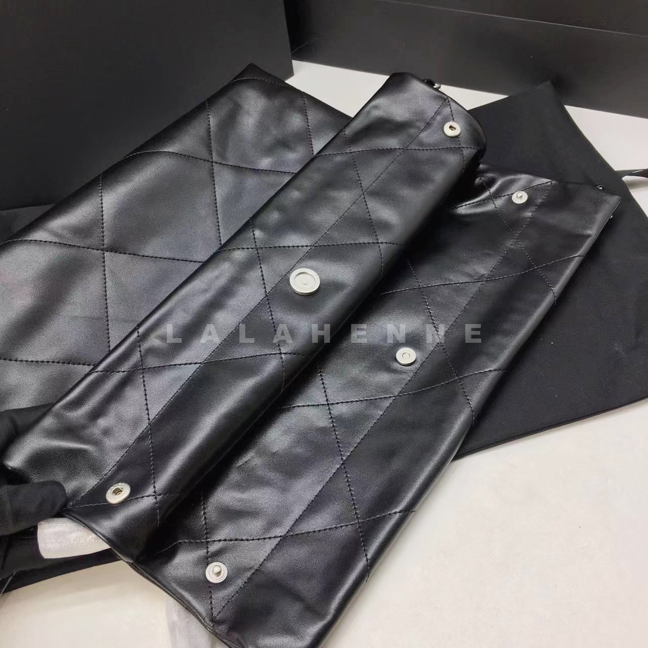 1703052376.0944FtcQYcDSPT41 6.jpg