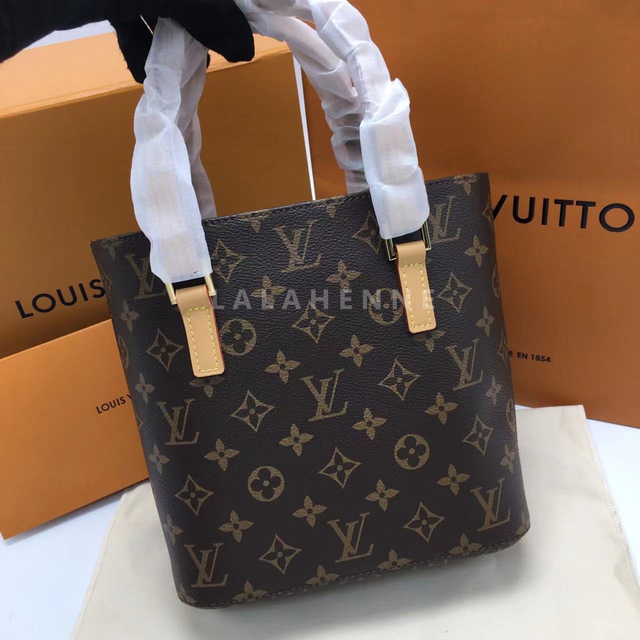 1703568115.2601wTuLOBPxpo 3.jpg