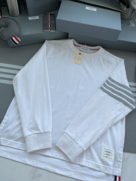 1703583506.403EwKiRzixUt2 1.jpg