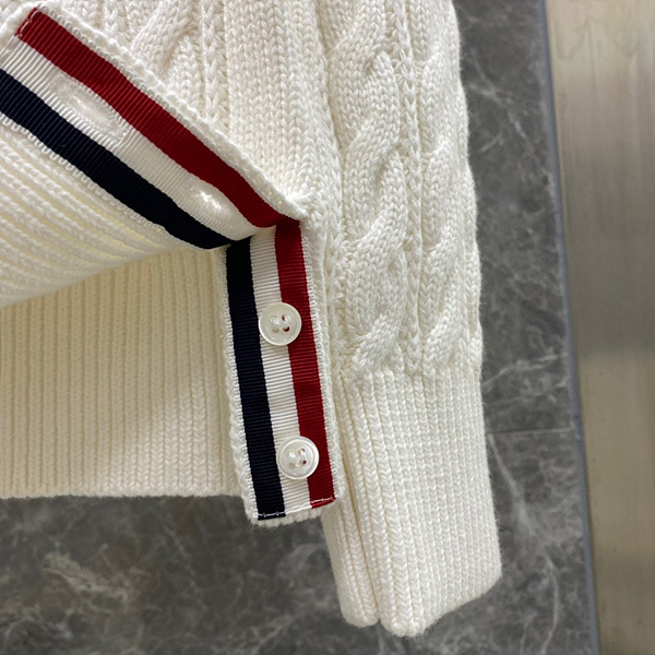 1703585455.4911vYMmFJwTpj3 7.jpg