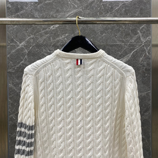 1703585455.4921GFzhPknPOM3 9.jpg