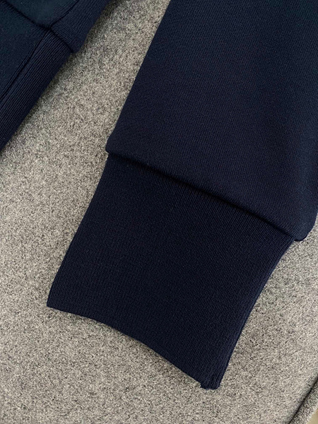 1703586768.2432cZdrRoxVQl1 5.jpg