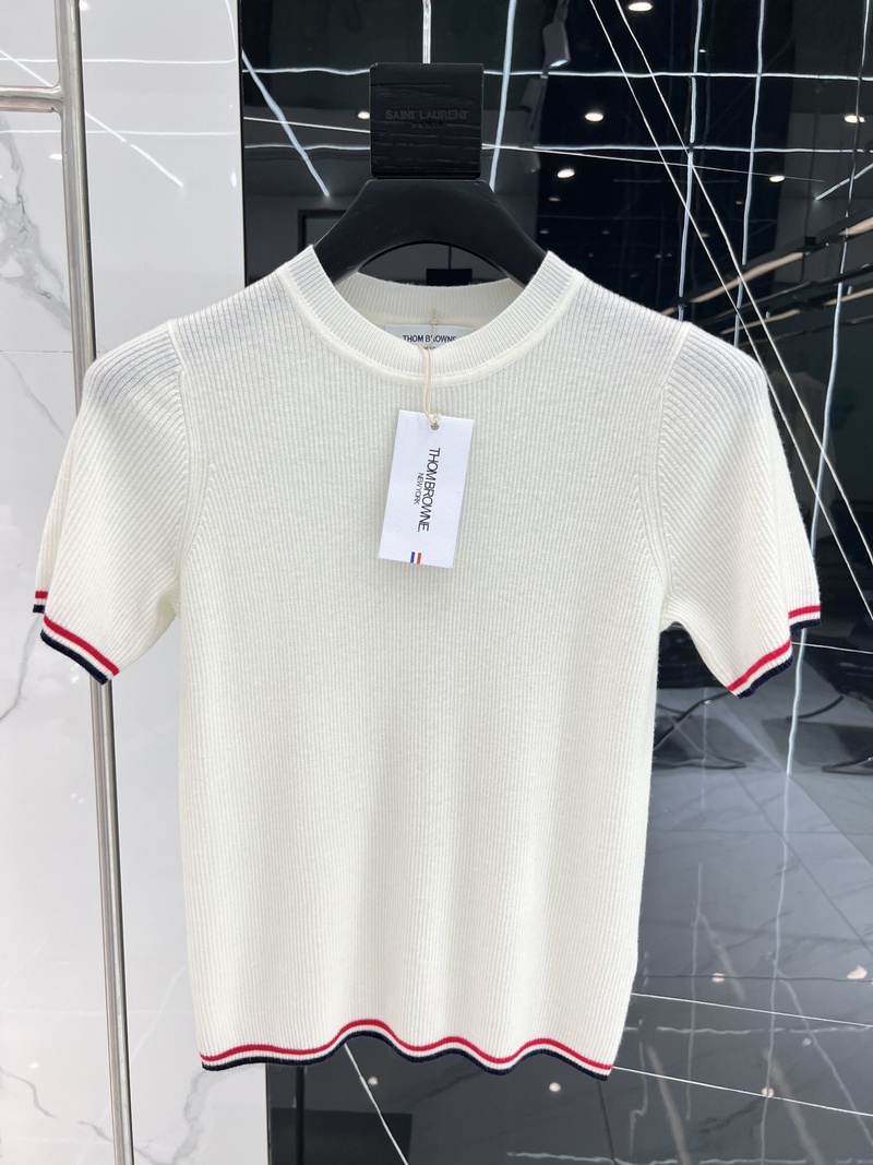 1703589926.6639eYnJcMjstX3 1.jpg