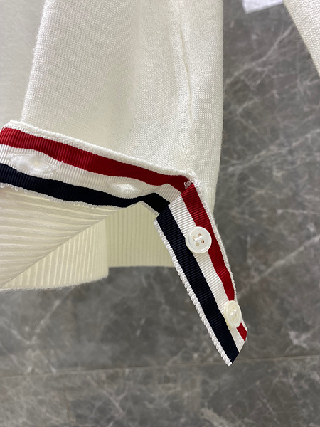 1703595955.911hoCUYzFAcq3 3.jpg