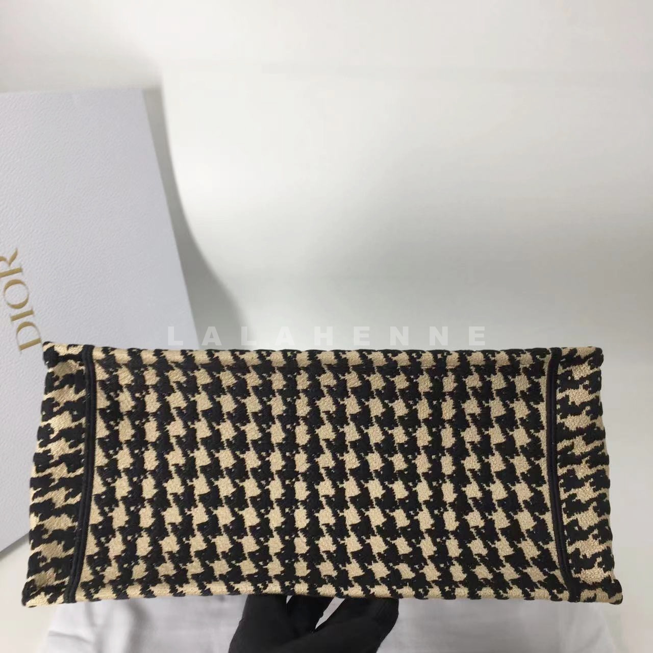 1703656629.8372jwAqbbmBQL248 6.jpg