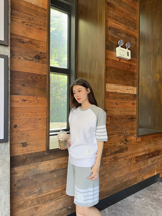 1703656862.5824YbqJNfLlJD3 3.jpg