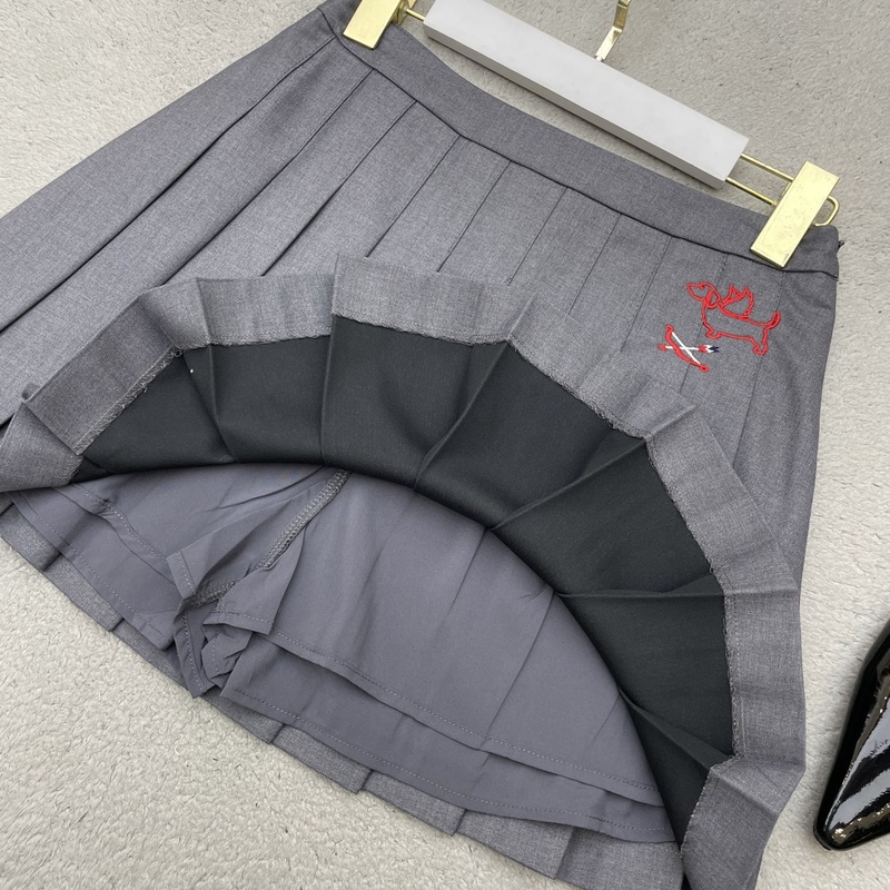 1703657945.8398HtWxlRbCYv1 3.jpg