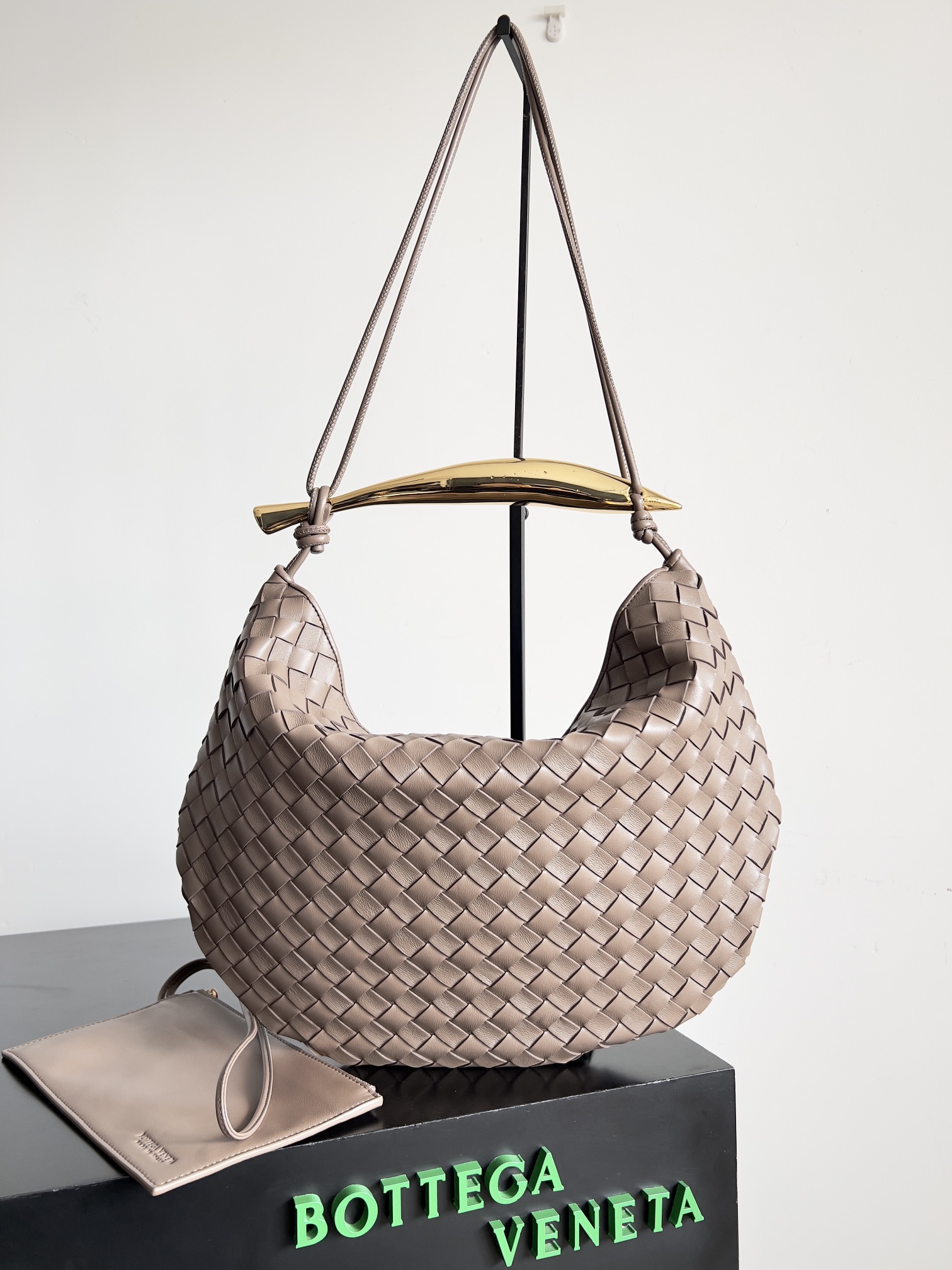 1703671338.8335oGDjAsIkXF1 1.jpg