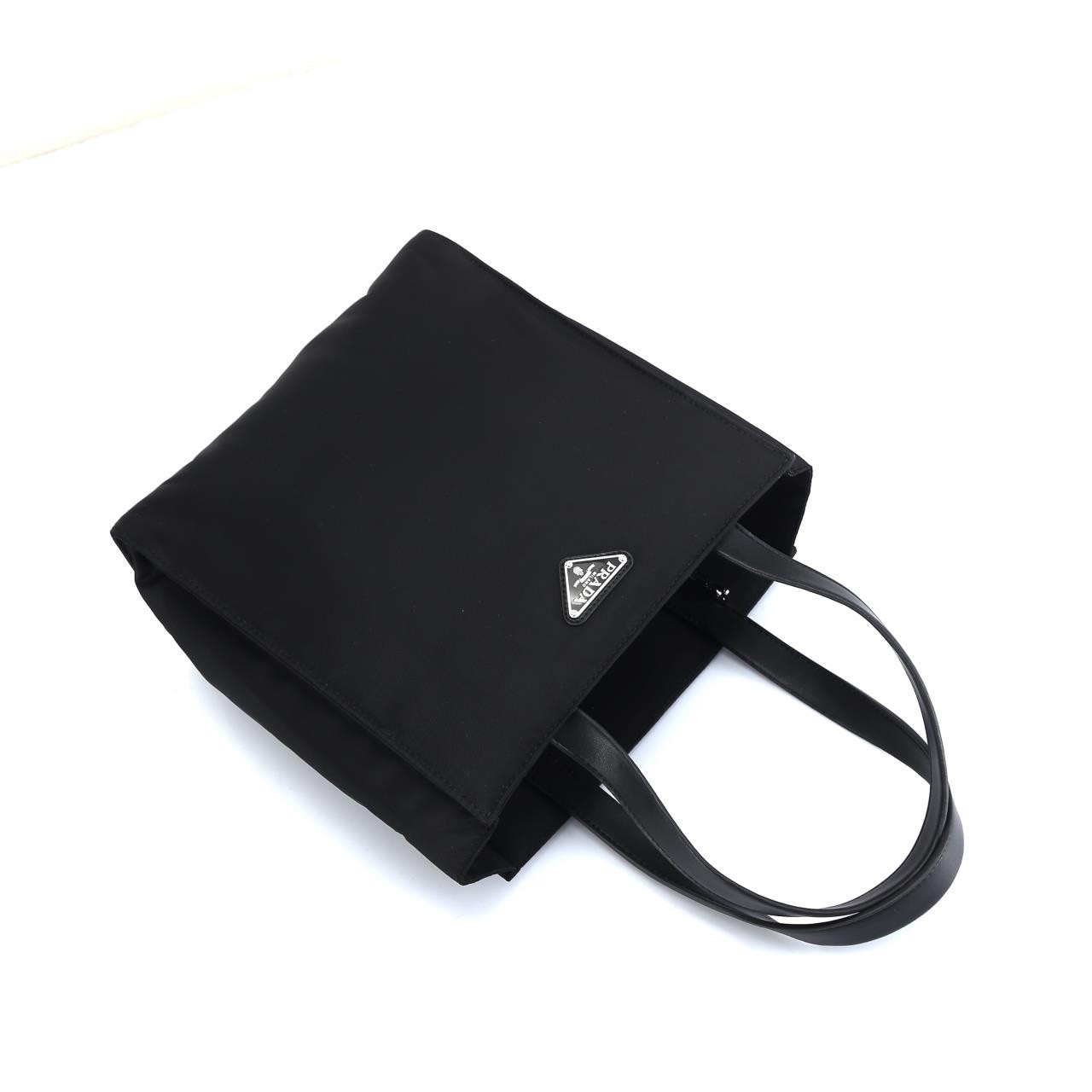 1704008385.2217NisgMwOtTi2-1 7.jpg