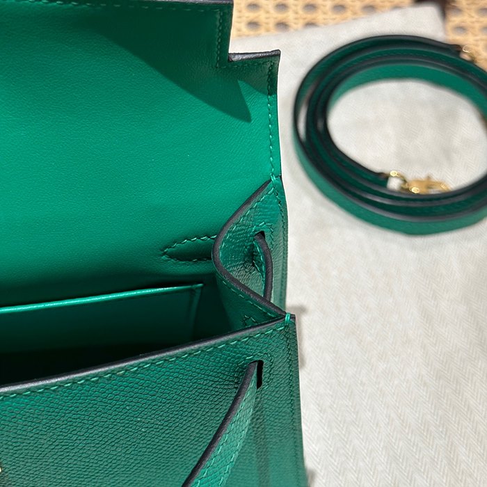 1704193101.1103qAruysZltR12 17.jpg