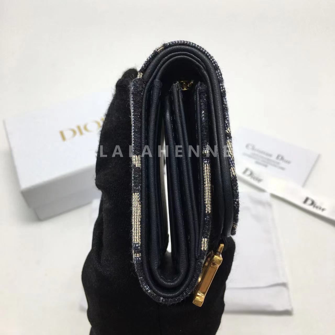 1704257478.2954RVWXslMCEB 9.jpg