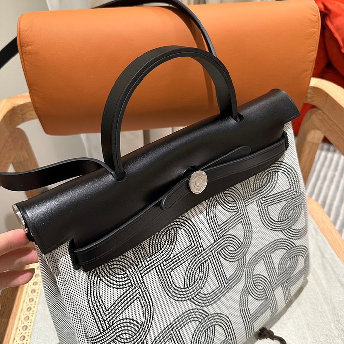 1704274285.1312WkEYDBYMPg1 15.jpg