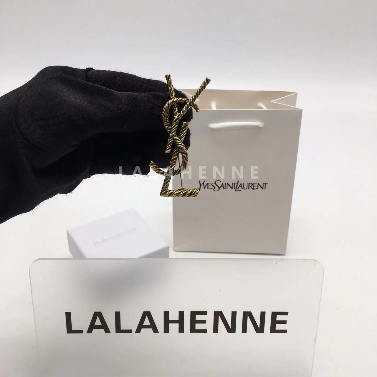 1704700107.1694FdsBkKwTVj 2.jpg