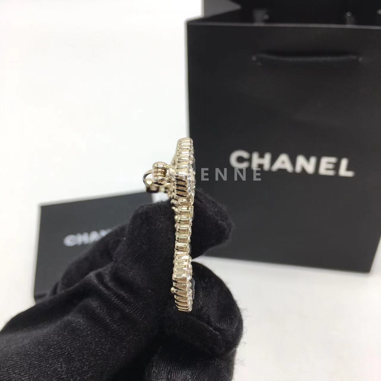 1704700123.5271bxqSyKddVz 5.jpg