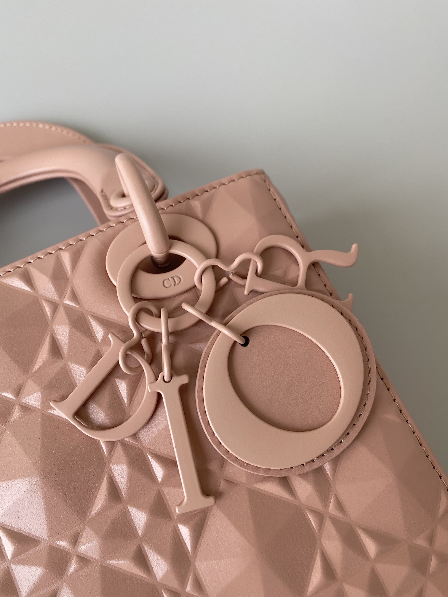 1704716128.0964TTqkvWgXzk LADY 20CM DIOR MY ABCDIOR  M0538 12.jpg