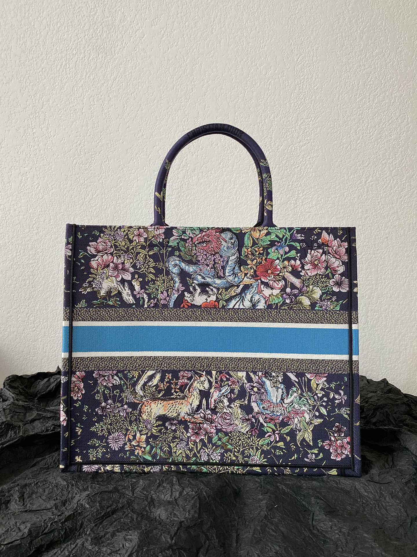 1704717451.9847xJYMBvXmBzDIOR BOOK TOTE M1286 10.jpg