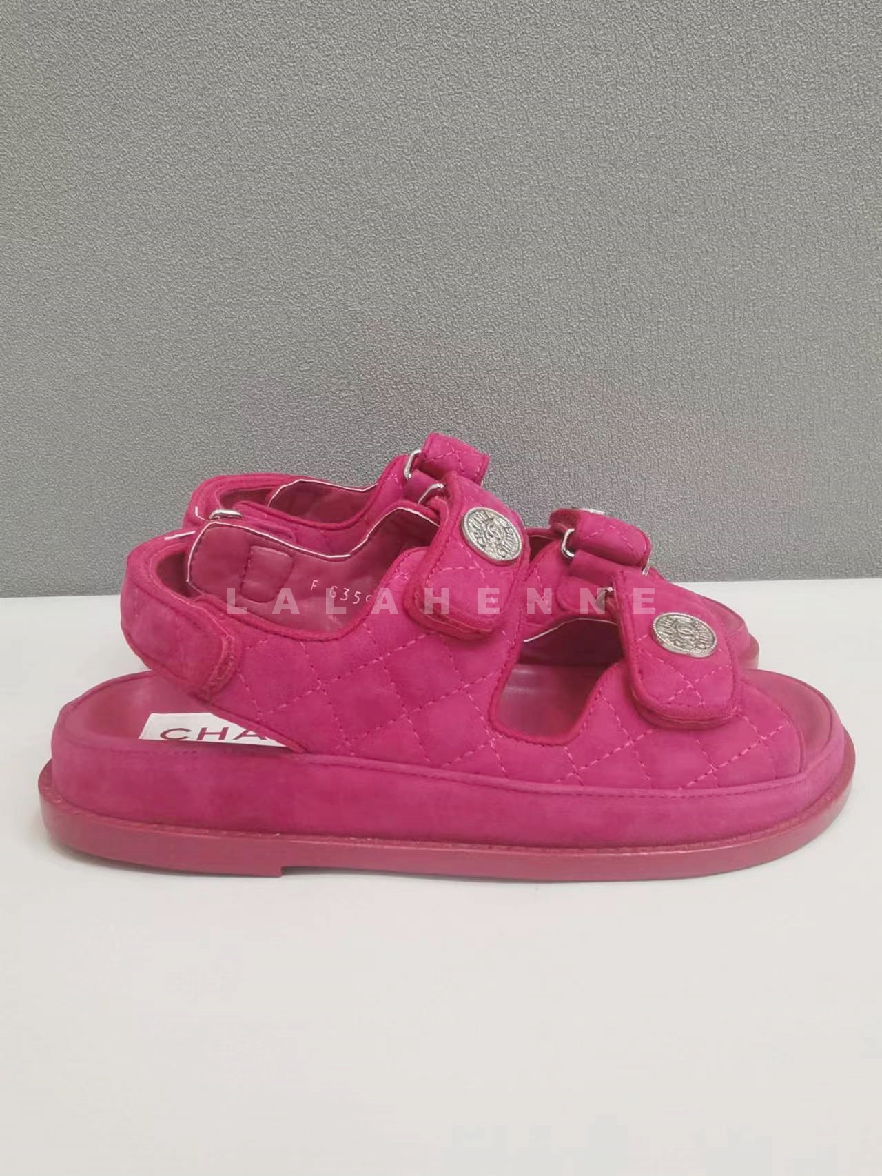 1704951599.9533IDWTRtUinW234 5.jpg