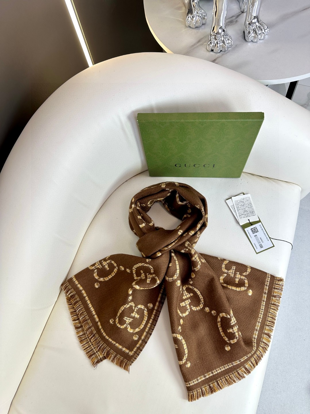 1705203030.6644MrVFyplxUAGUCCI GG 7.jpg