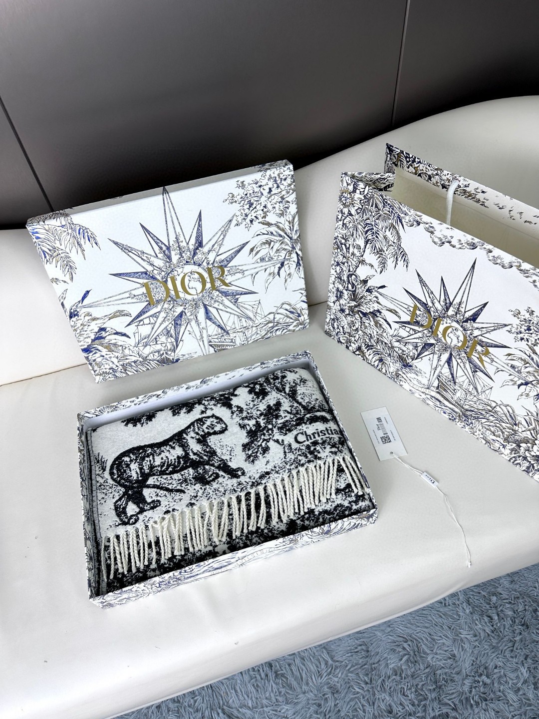 1705205657.1502QFCJsdqlunDIOR Sauvage  32.jpg