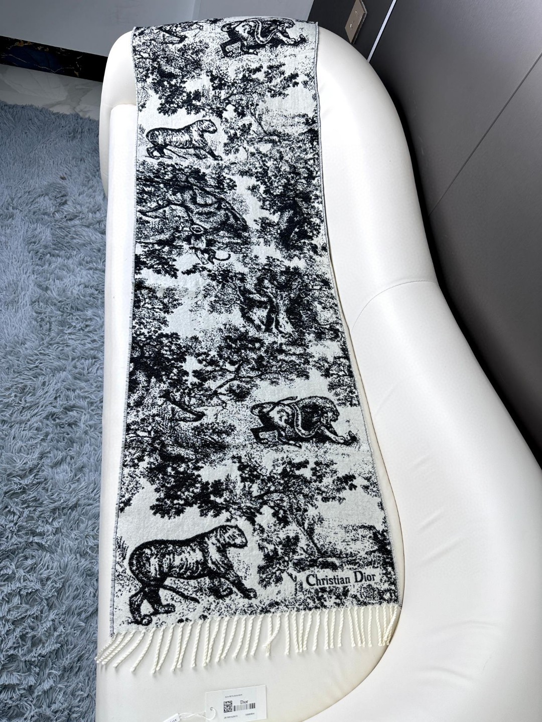 1705205657.1515KeJXDSLRQJDIOR Sauvage  33.jpg