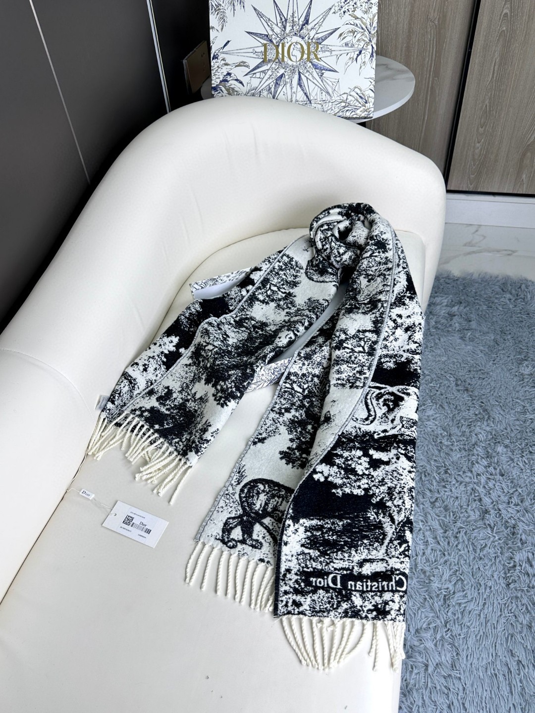 1705205657.1546TePsZyABEkDIOR Sauvage  35.jpg