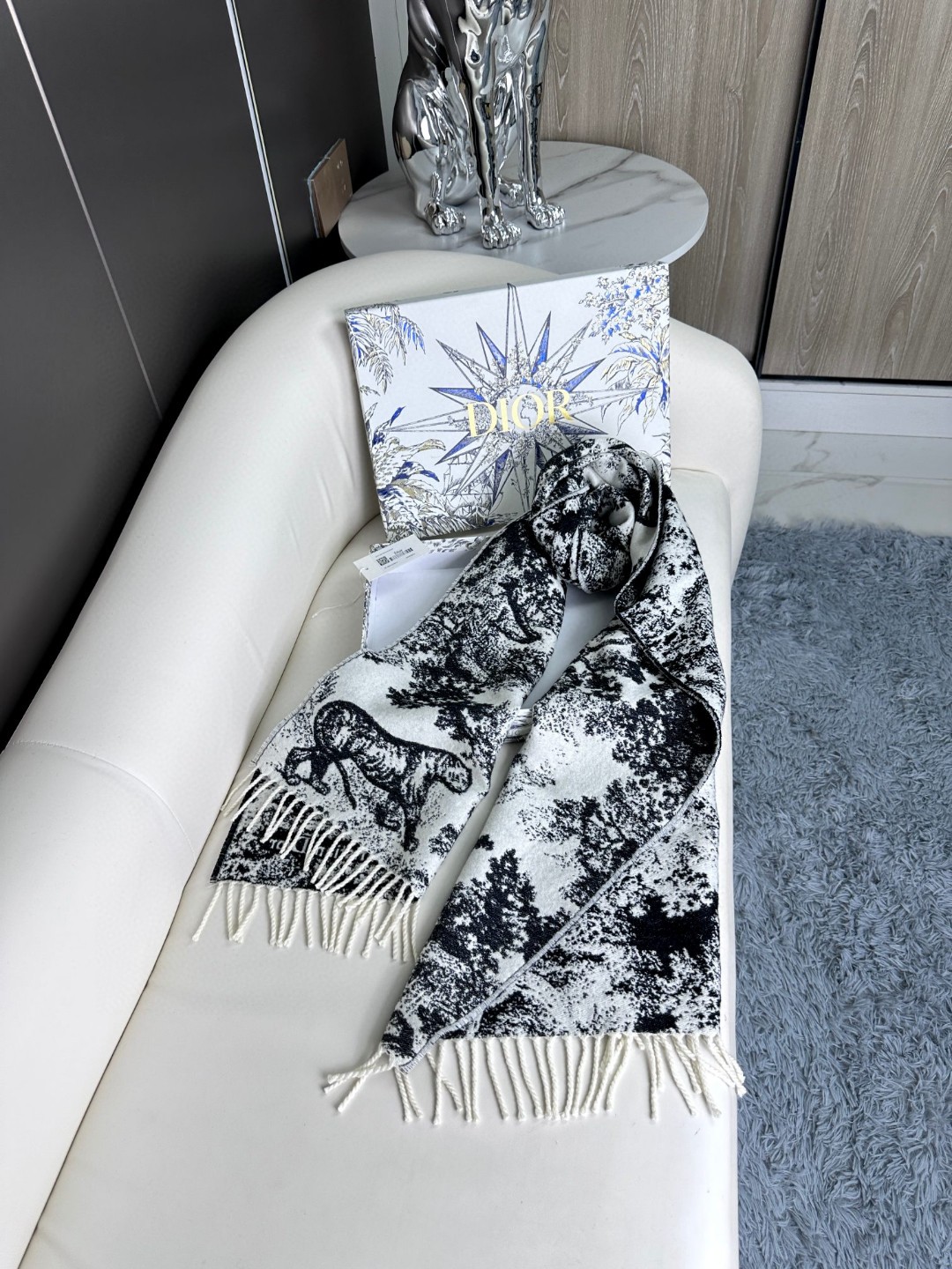 1705205657.1562STcTvsceEaDIOR Sauvage  36.jpg