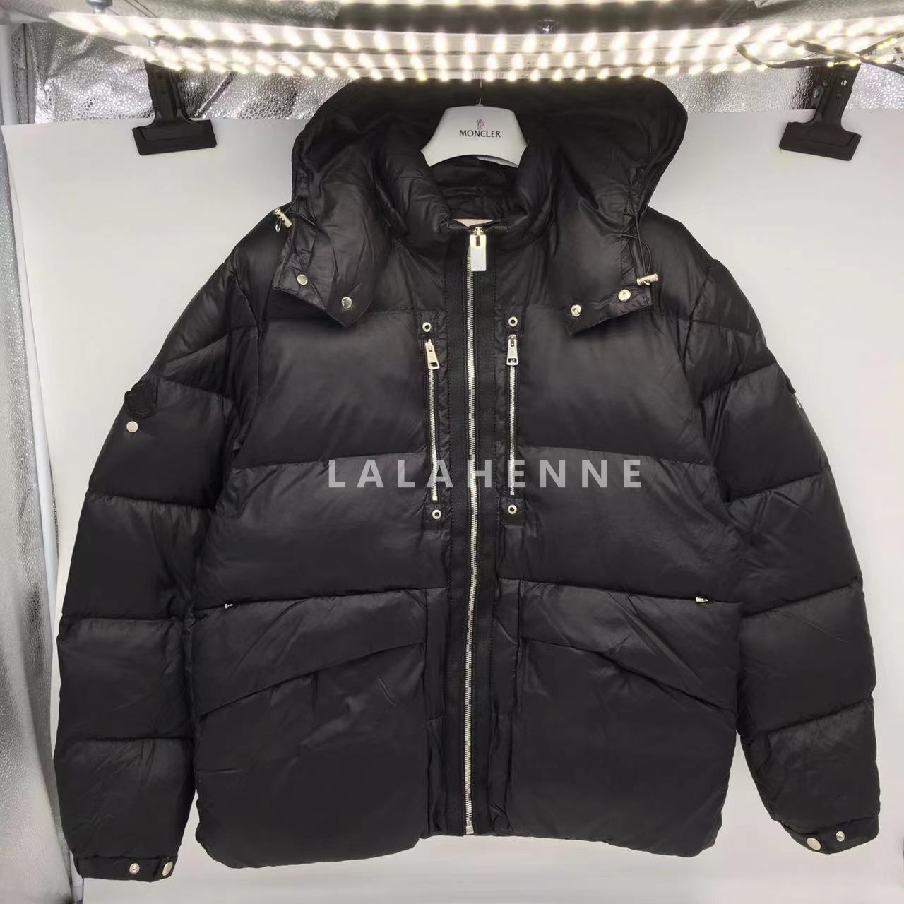 1705371386.5504yXDMOvQfWox 9sm  1.jpg