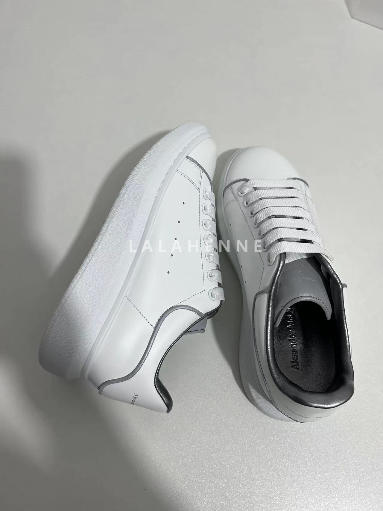 1705371596.6006yXIgzwAoOs  2.jpg