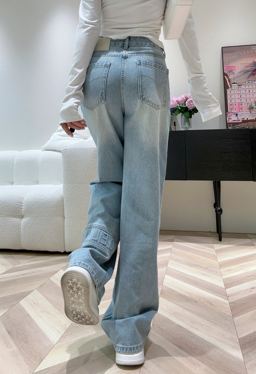 1705925878.5168HvOQVVcLtE8 216 7.jpg