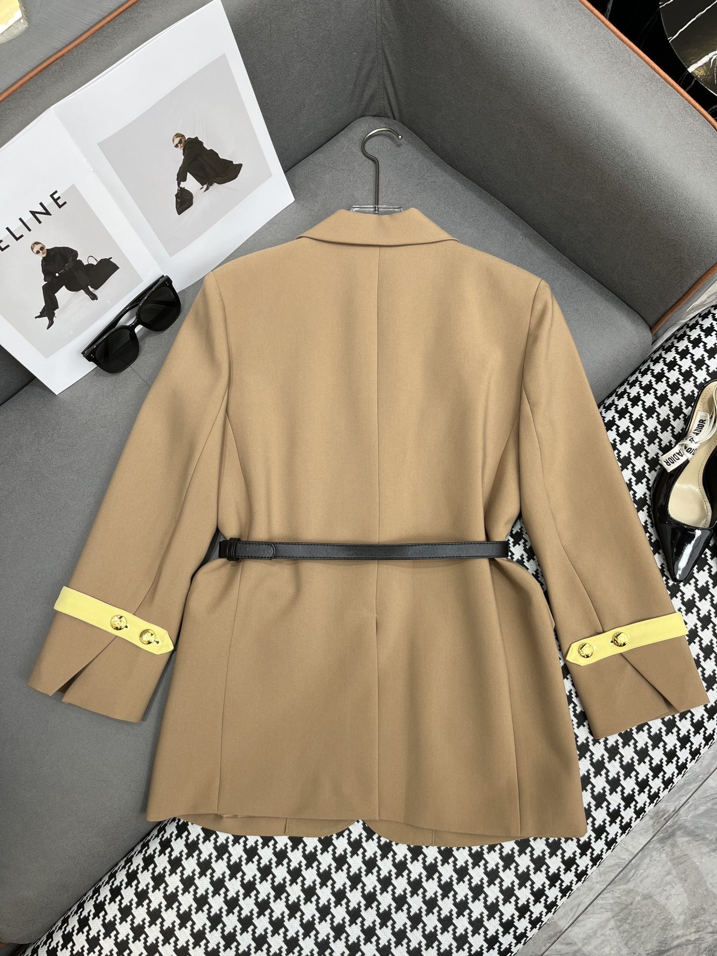 1705927152.8165ovACAXDQxE18 316 9.jpg