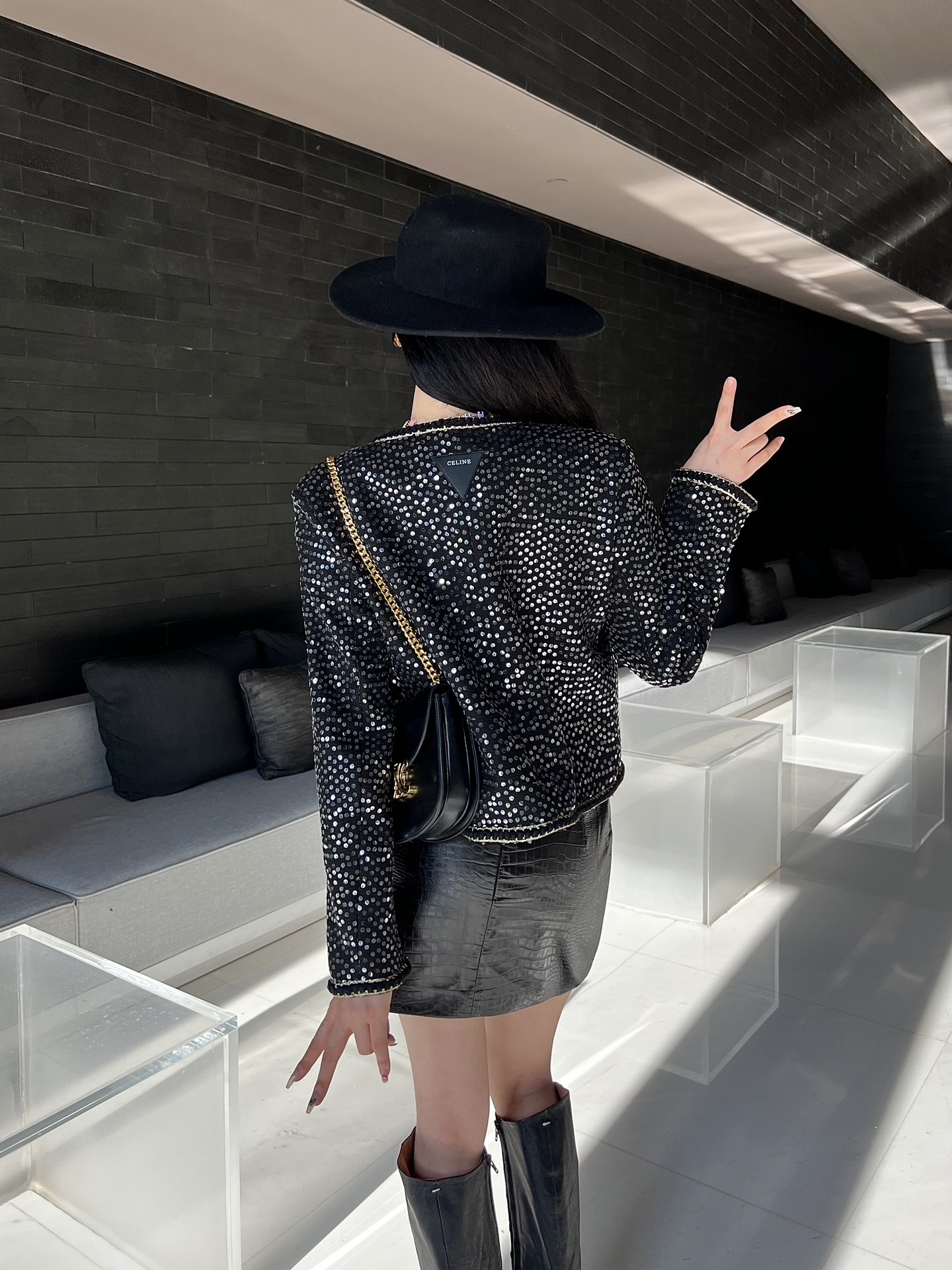 1705927586.3449UYFXcrZIiQ26 356 8.jpg