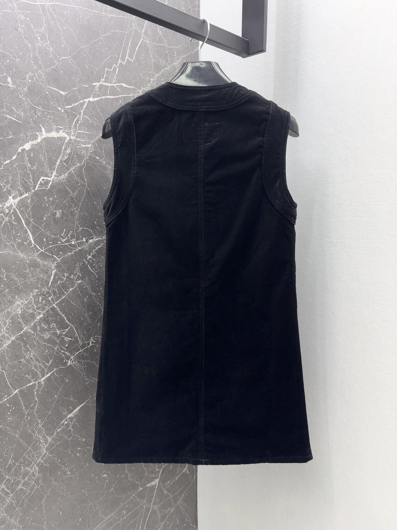 1705928401.9074VDsnDvpOrb38 266 4.jpg