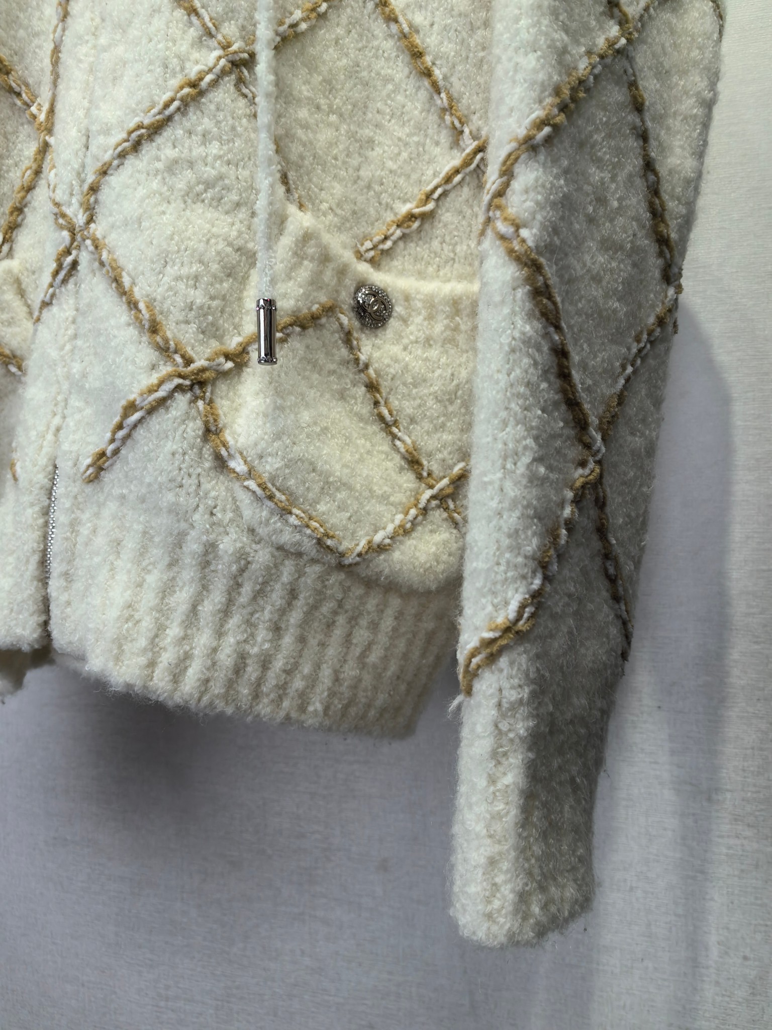 1706102100.5171FrIWmoQgzY46 846 6.jpg