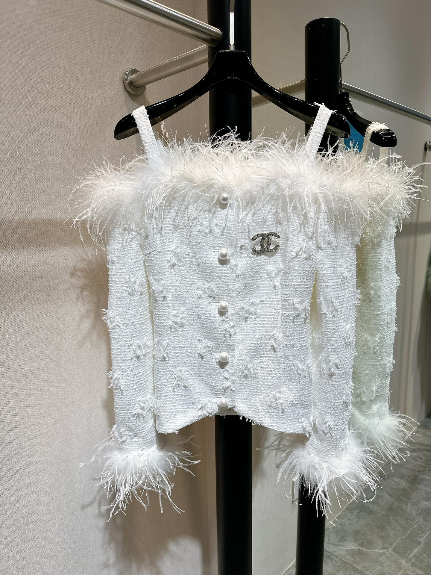 1706258051.9685iAUdVIsyVg48 426 1.jpg