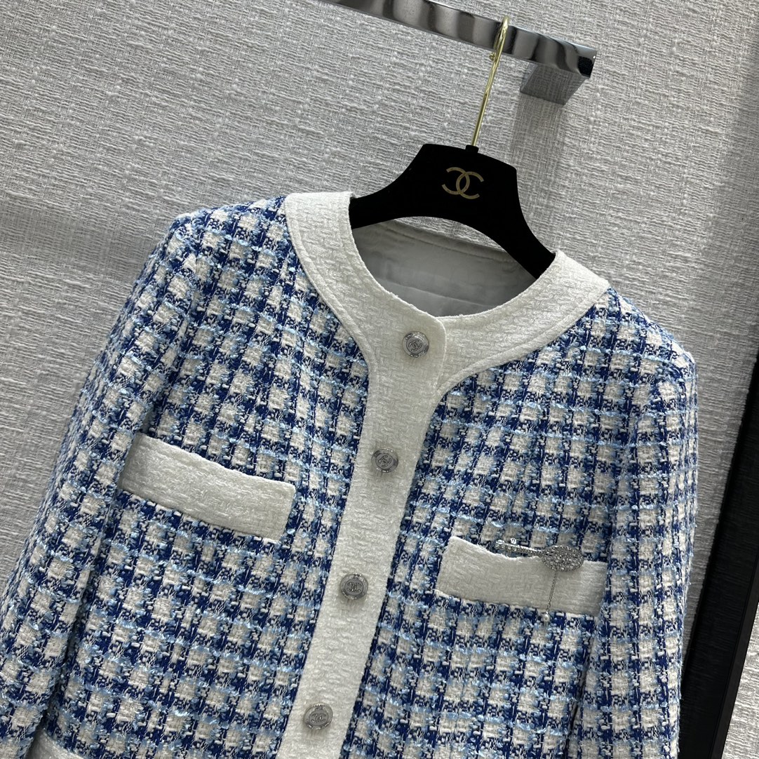 1706266697.6001XxoLkUtiHf83 426 4.jpg