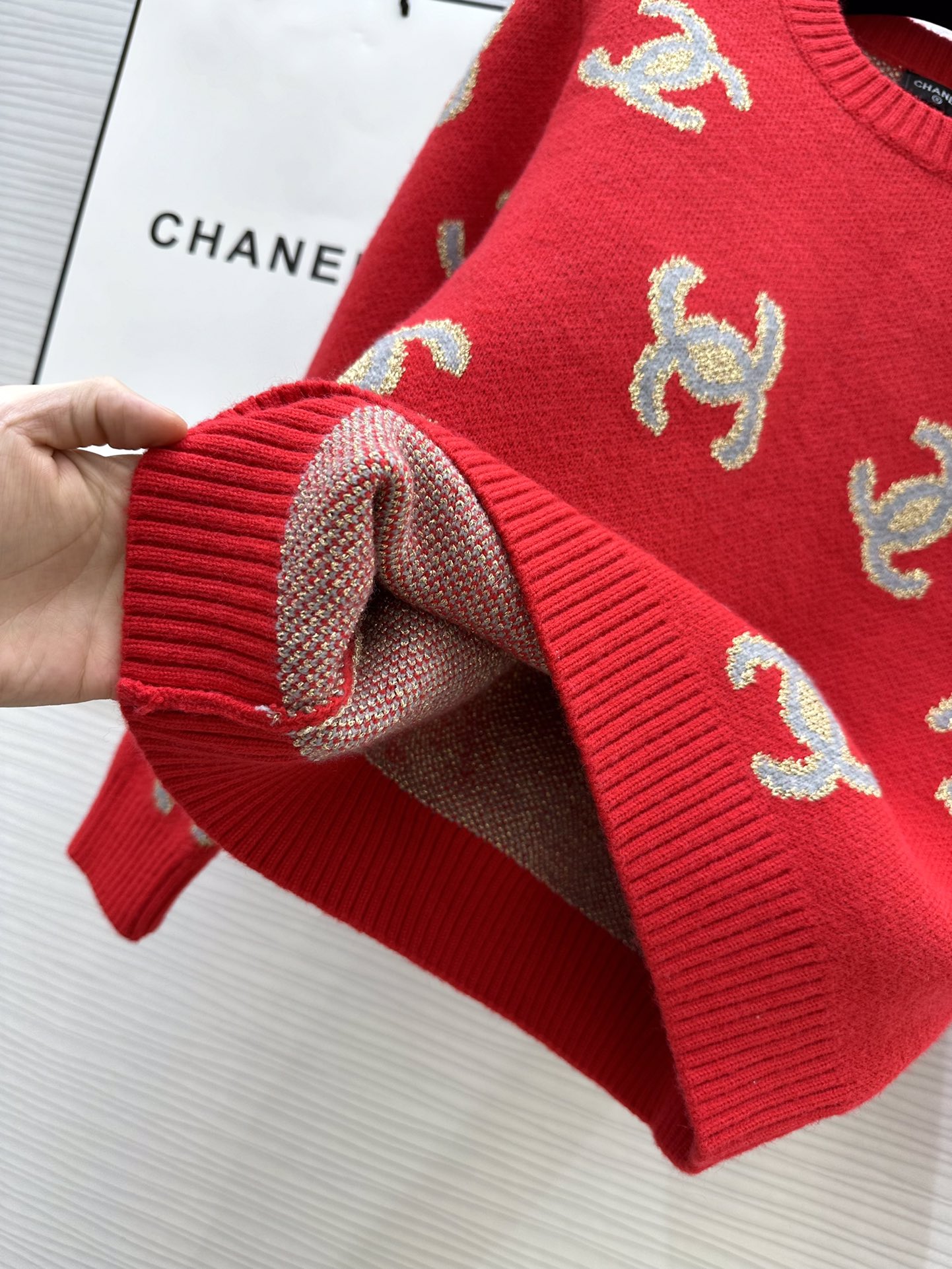 1706266856.3884AAKjvIUetB86 296 8.jpg