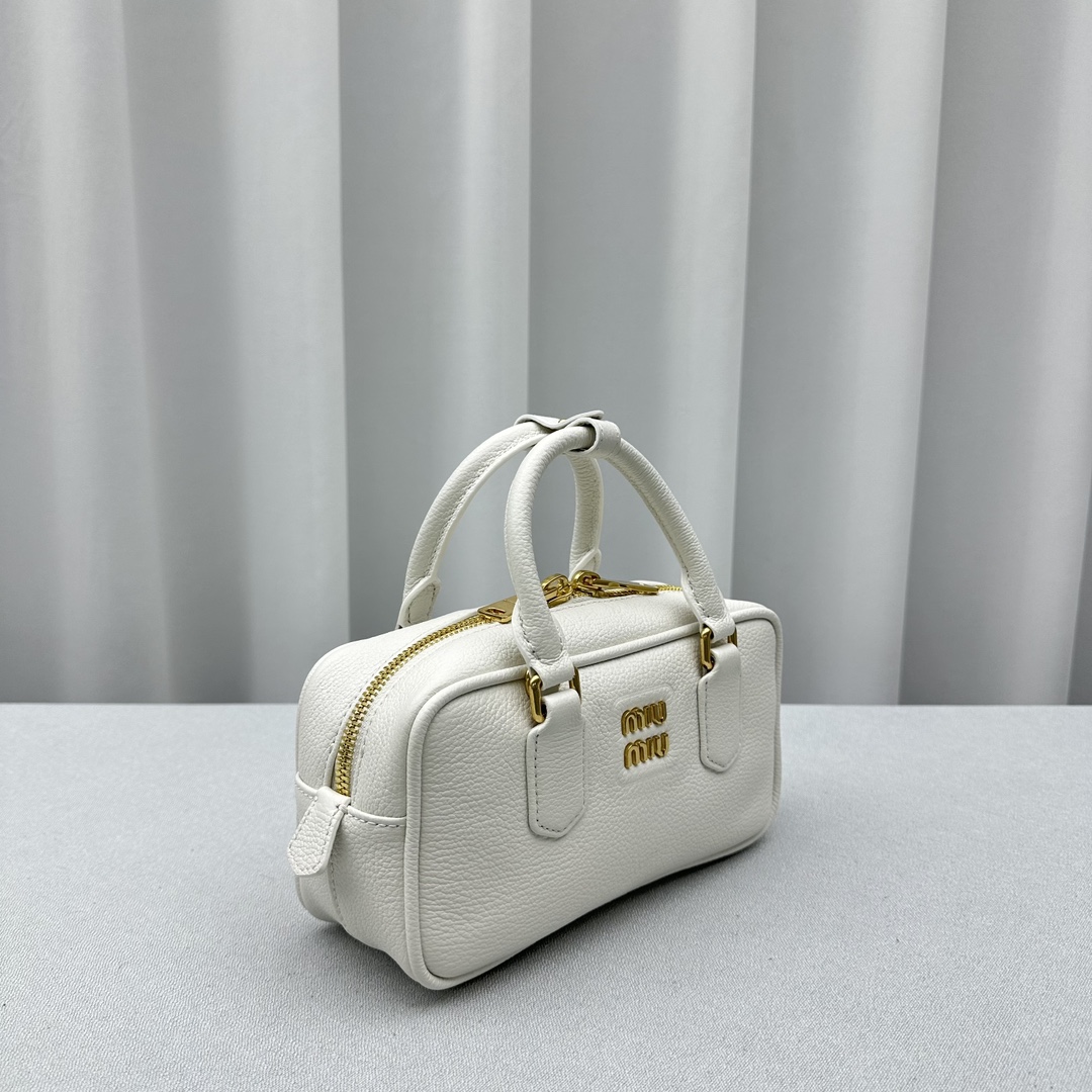 1706602718.7181uYiHuhnCDb1 3.jpg