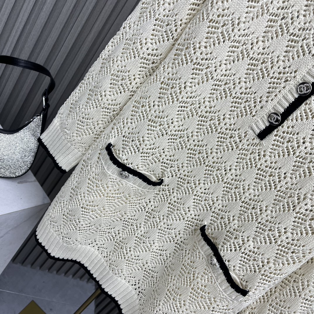 1707293848.2807qhQgLaXElC18 240 5.jpg