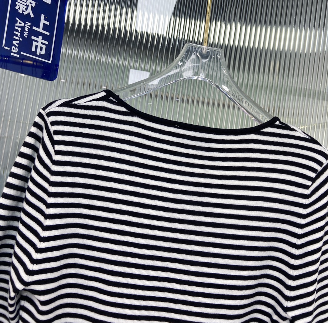 1707805452.7323MIKusmxHez83 210 4.jpg