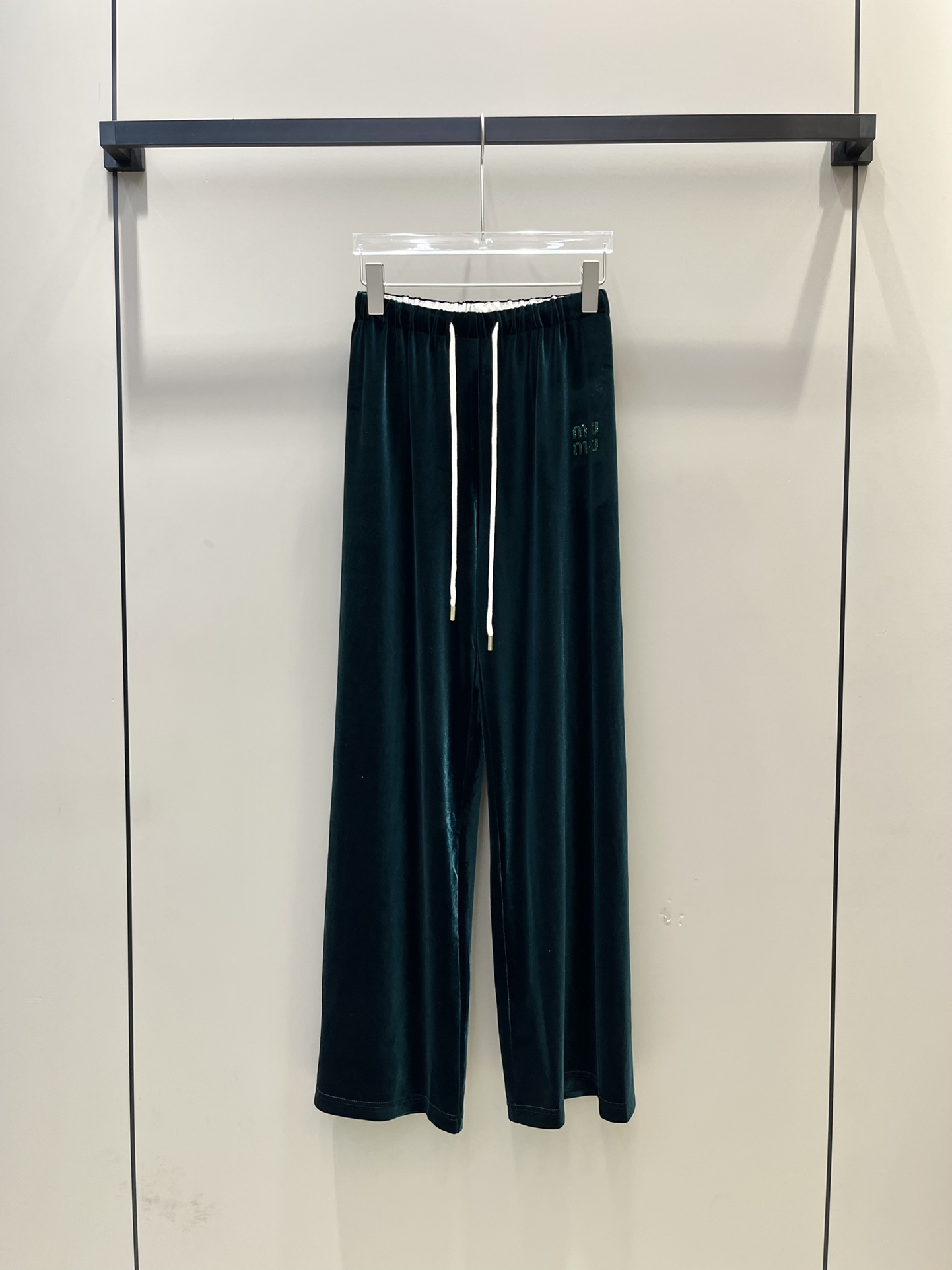 1707973980.2083kMUsbYNqxI1 340 1.jpg