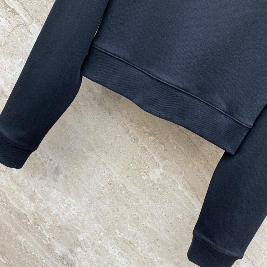 1707977389.5426cZBkxXWigz3 230 7.jpg