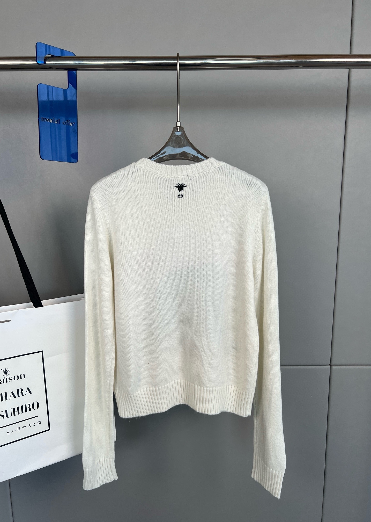 1708319519.7089STBwMMTILq15 350 8.jpg