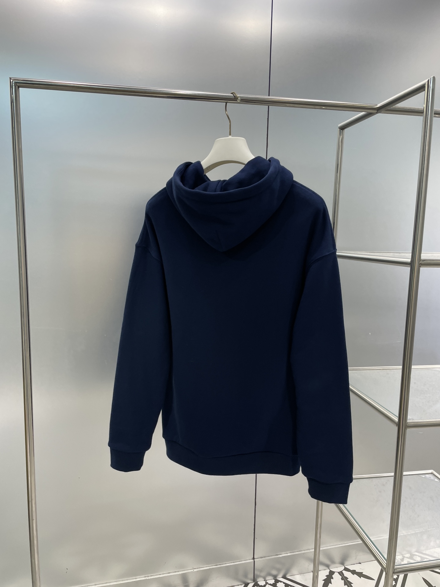 1708344454.8991jIrgAqyrUL17 320 2.jpg