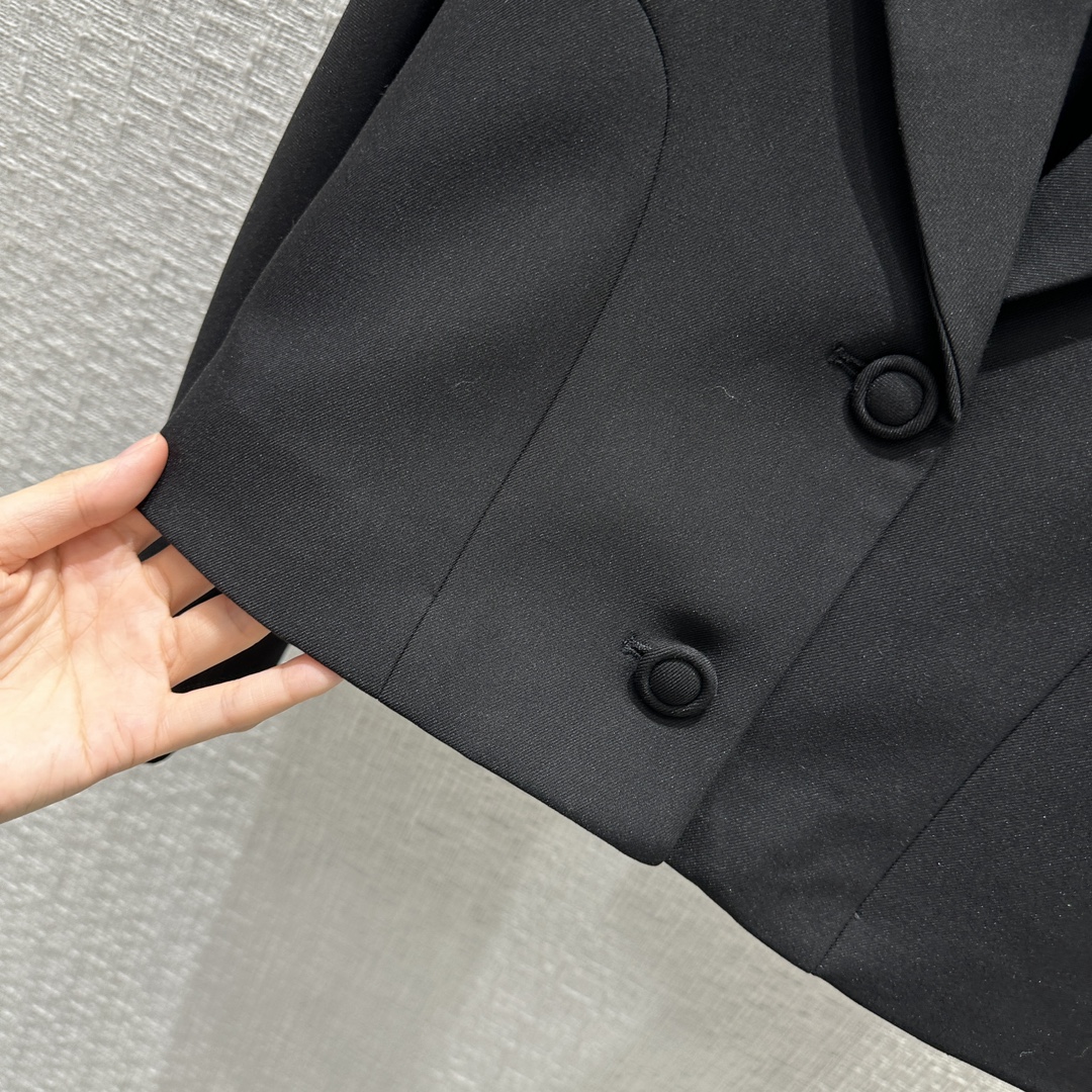 1708932302.8043JFmLCAAkQV50 300 9.jpg