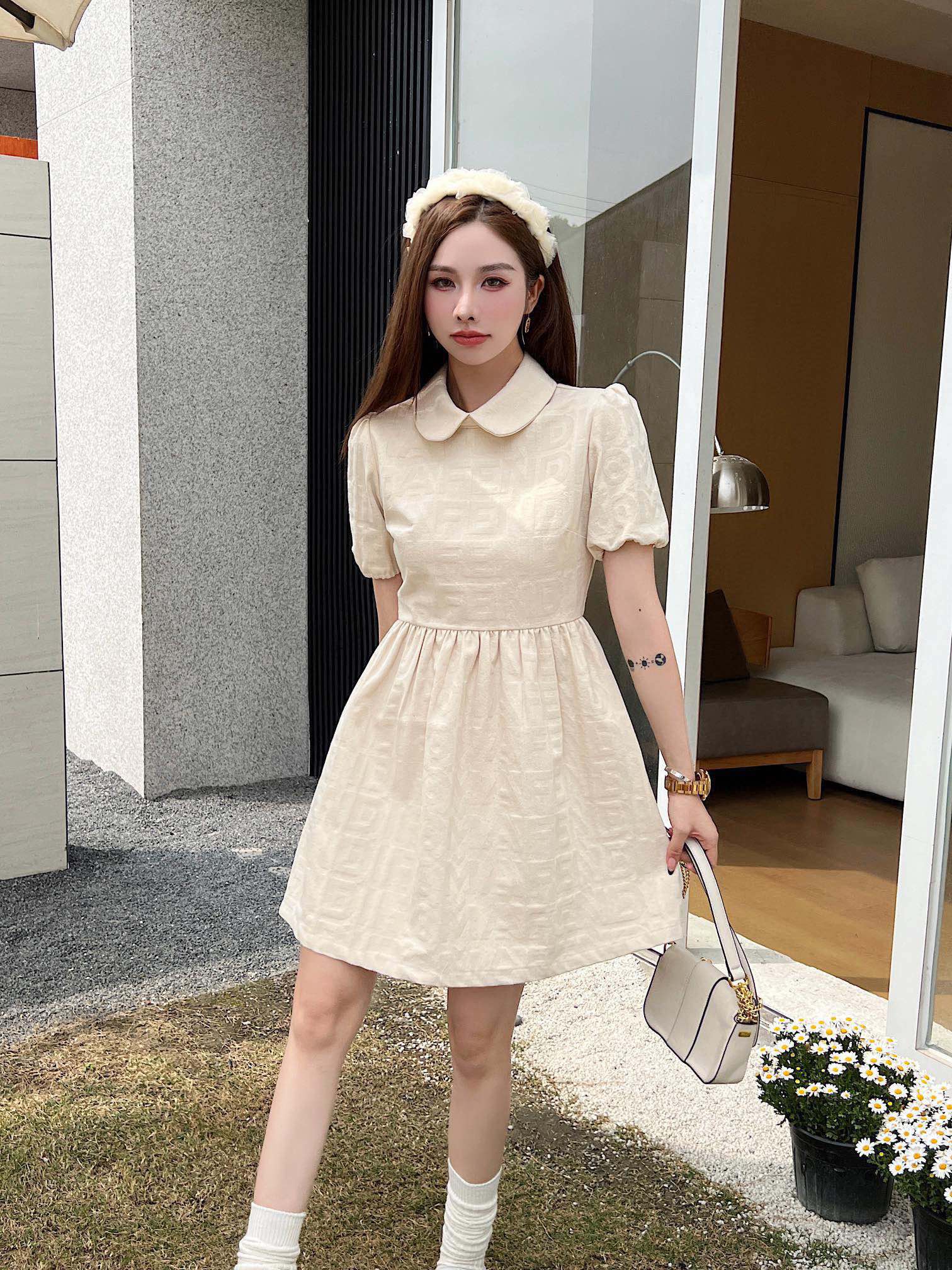 1708934555.2682uJYWxshzWa5 290 3.jpg