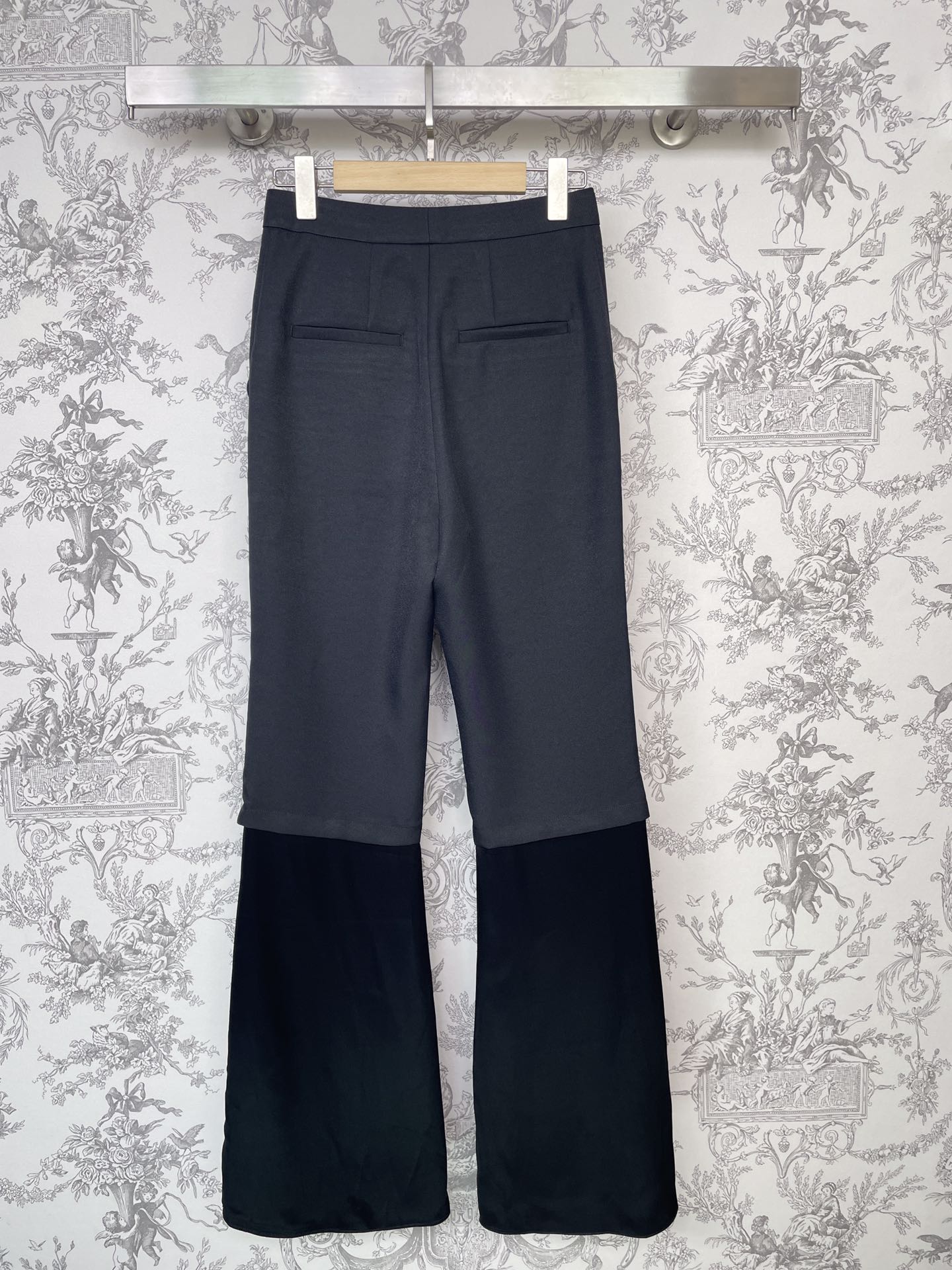 1708935263.2488cCMBJRdKLc16 250 2.jpg