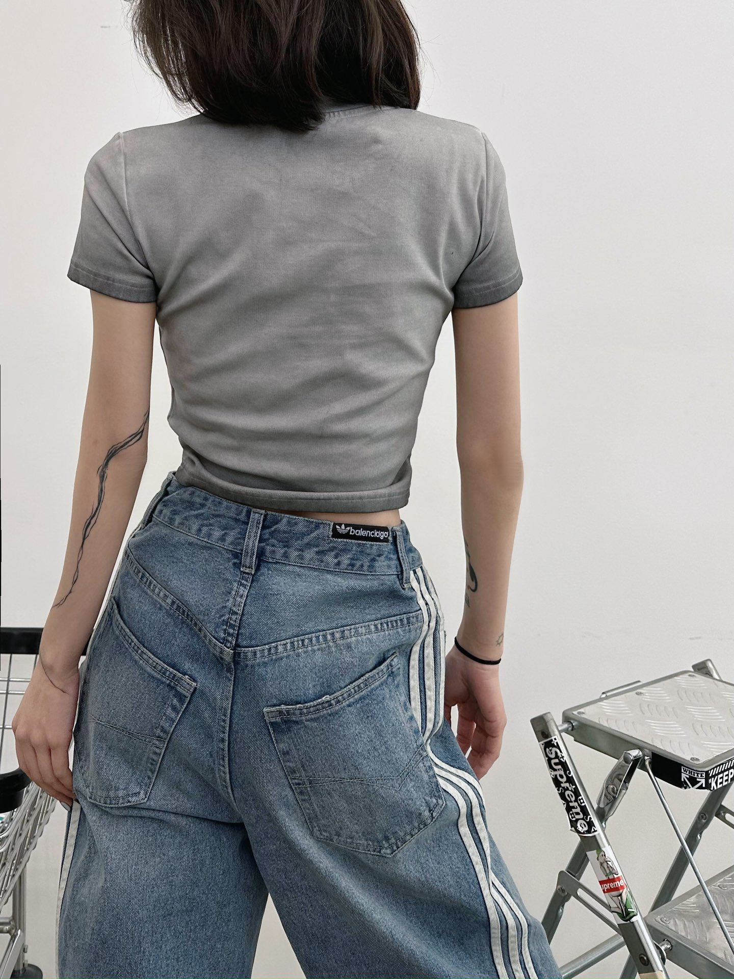 1709106496.5495VVSYIVhcdo6 200 2.jpg